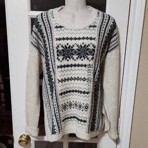 NWT #4410 CAbi Chalet Pullover Ivory Gray and Black Nordic Sweater Size Small